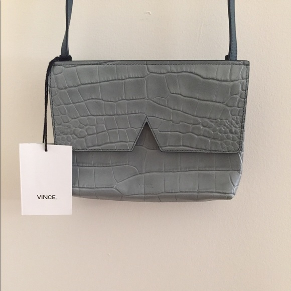 Vince Handbags - HOST PICK💥NWT Vince Convertible Leather Bag